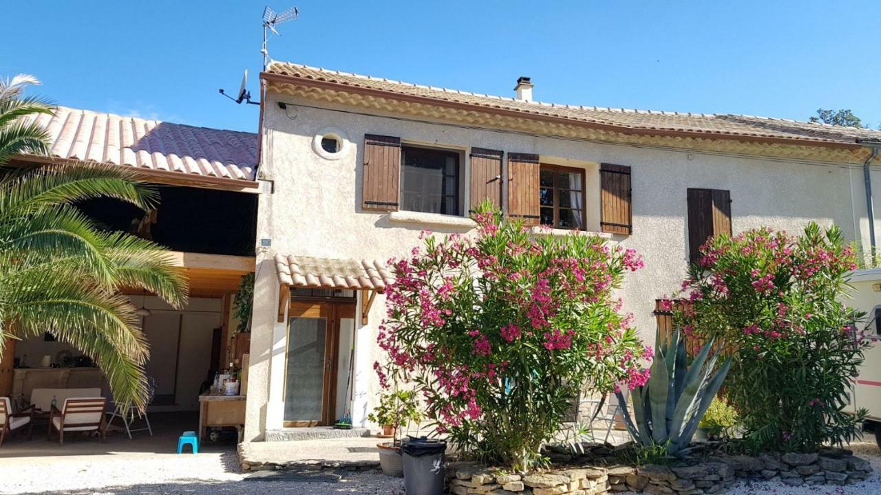 Mas Des Gardies Saint-Julien-de-Peyrolas Экстерьер фото